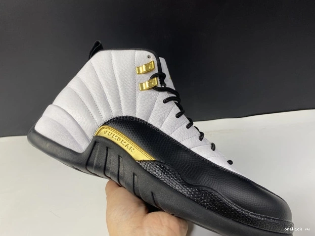 Chep Onekick Air 12 CT8013-170 Jordan Royalty 0527
